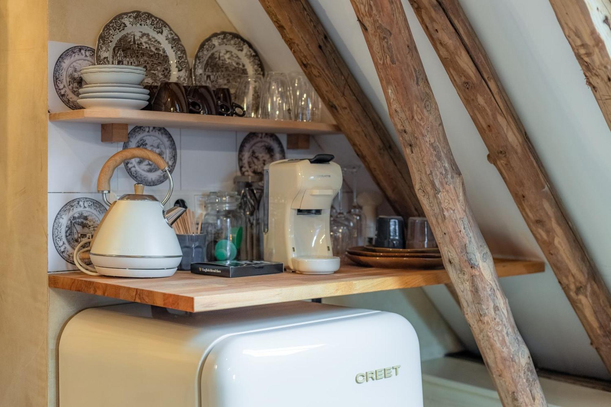 Ferwerd Unieke Bed En Breakfast Met Historisch Verhaal In Ferwert المظهر الخارجي الصورة